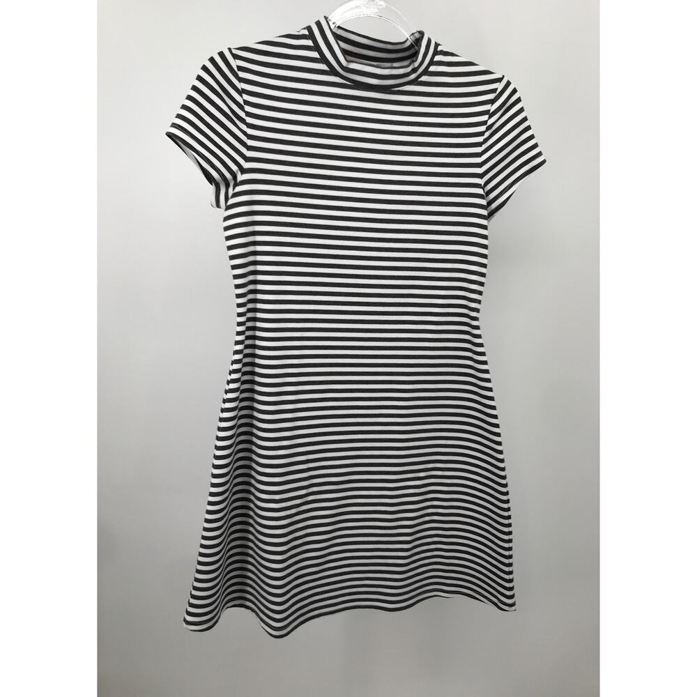 Free People Beach Gray White Striped Mock Neck T-Shirt Dress Size S - Picture 2 of 11